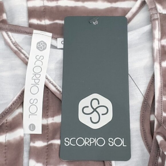NWT SCORPIO SOL Warrior key hole tie dye active tank - Picture 9 of 12